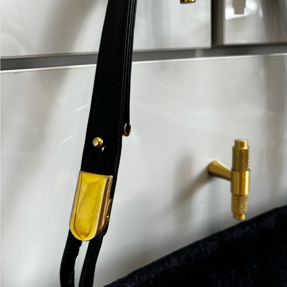 Christian Dior monogram purse bag in black with gold hardware - Picture 11 of 13